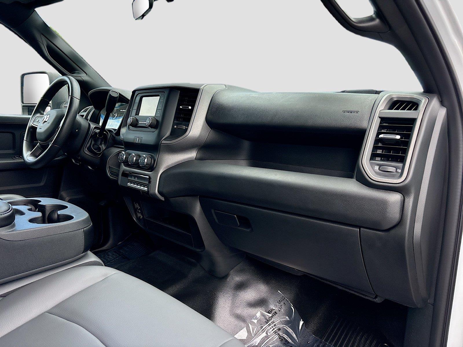 2024 Ram 3500 Chassis Cab Tradesman