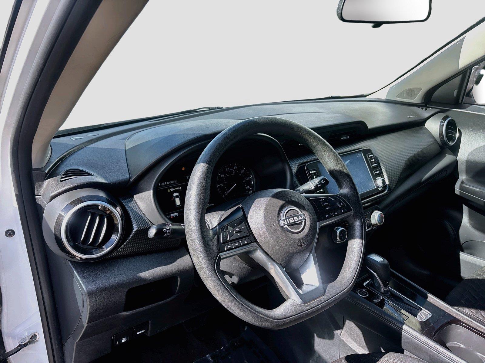 2023 Nissan Kicks