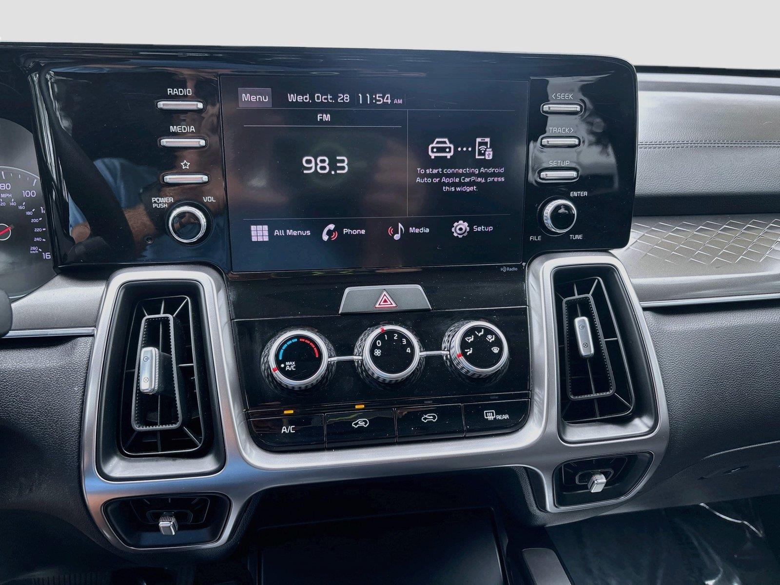 2023 Kia Sorento LX