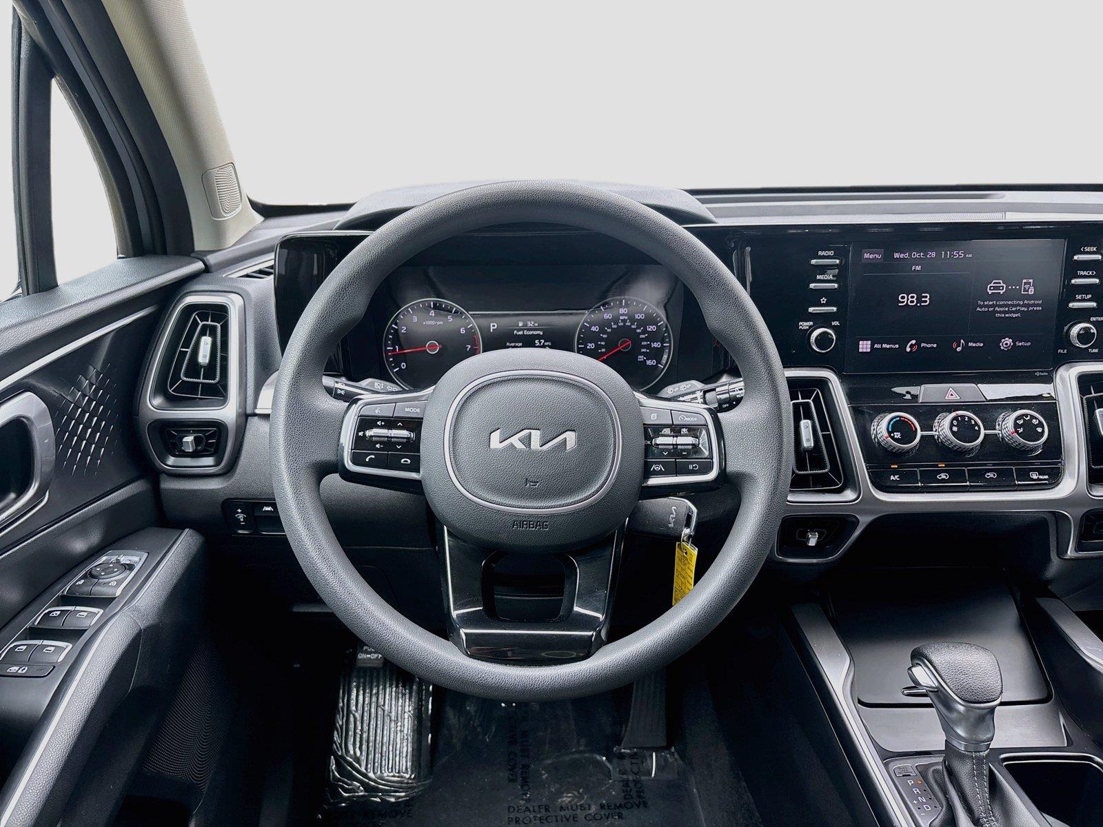 2023 Kia Sorento LX