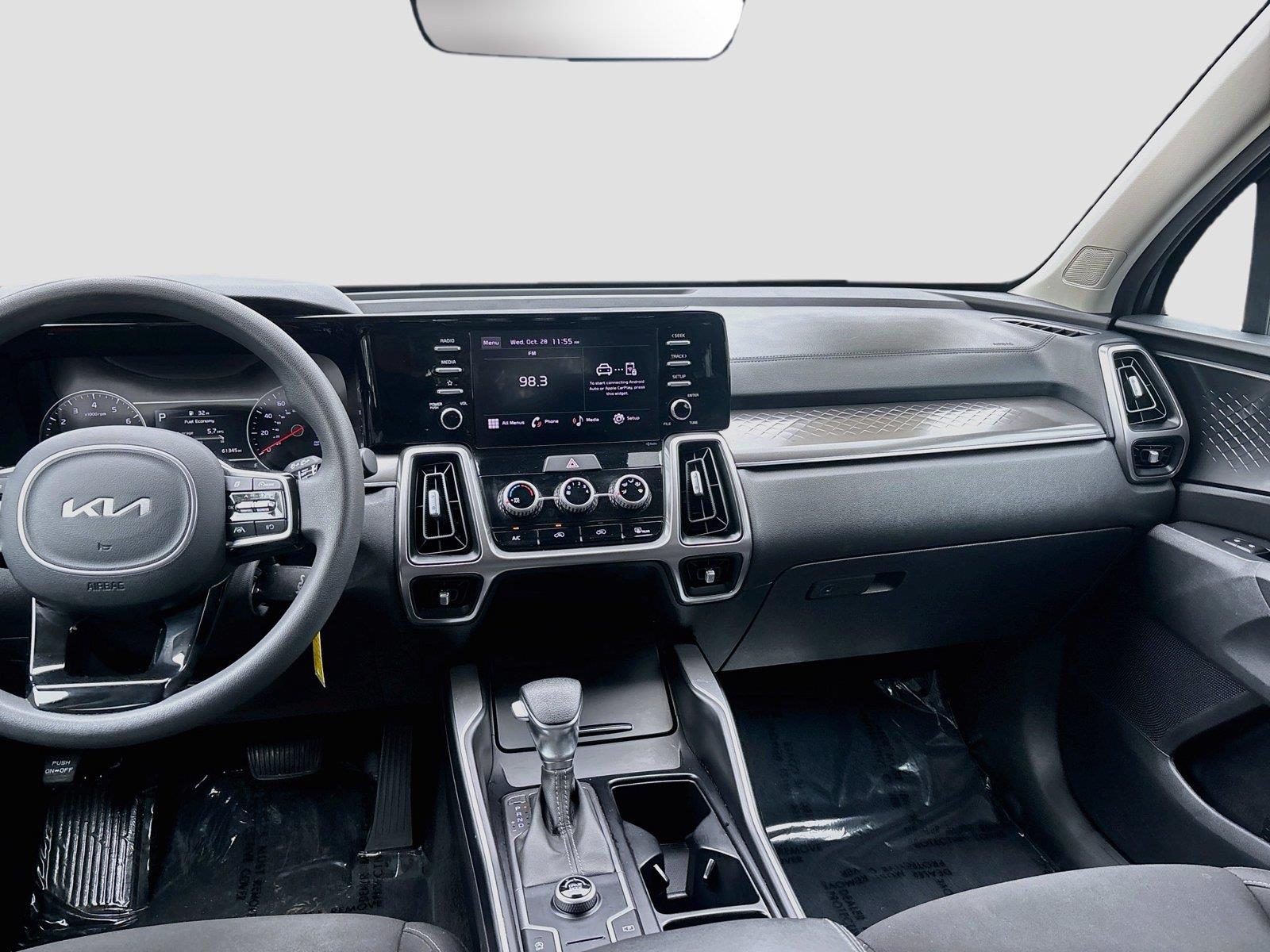 2023 Kia Sorento LX