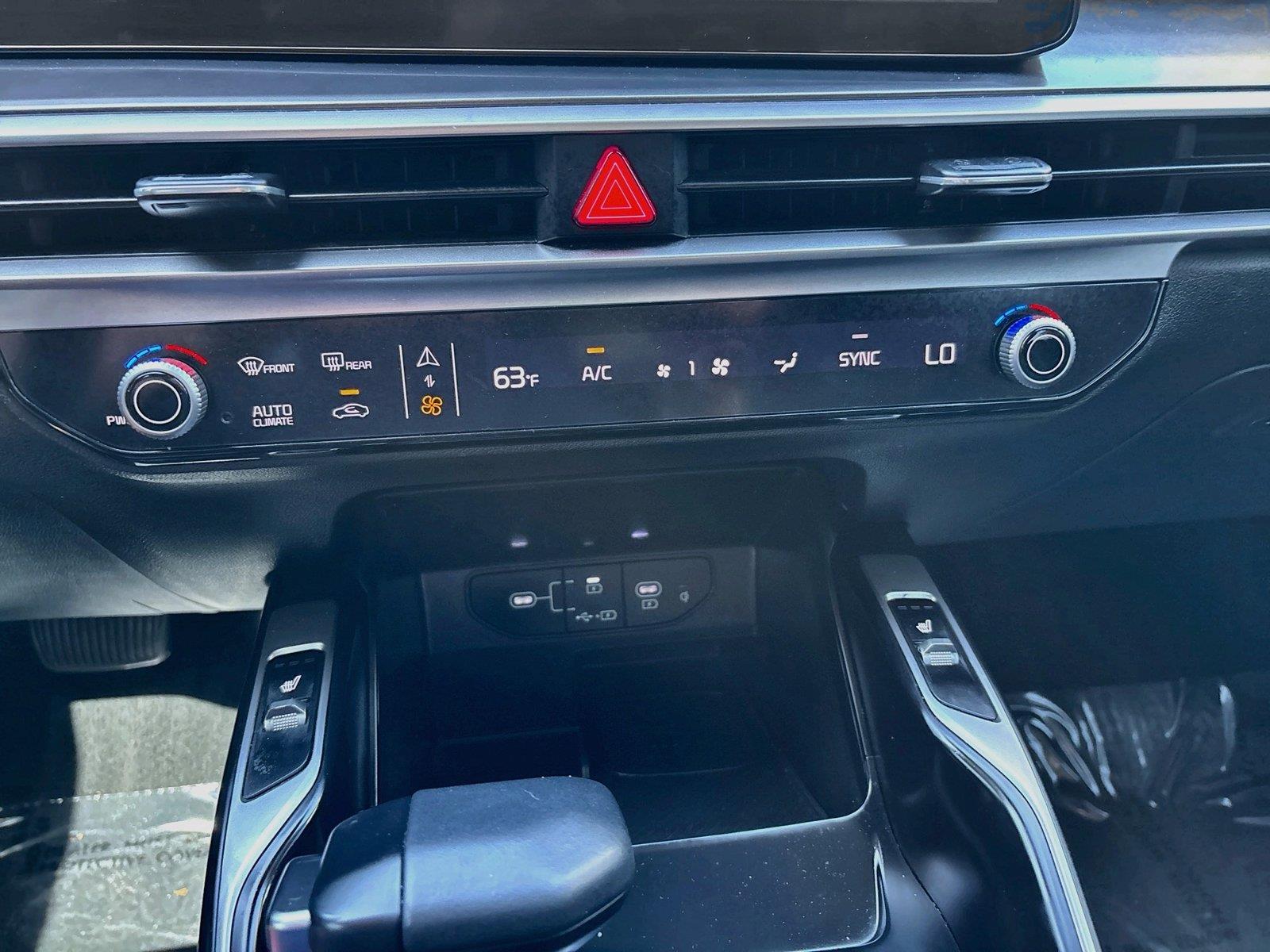 2024 Kia Sorento S