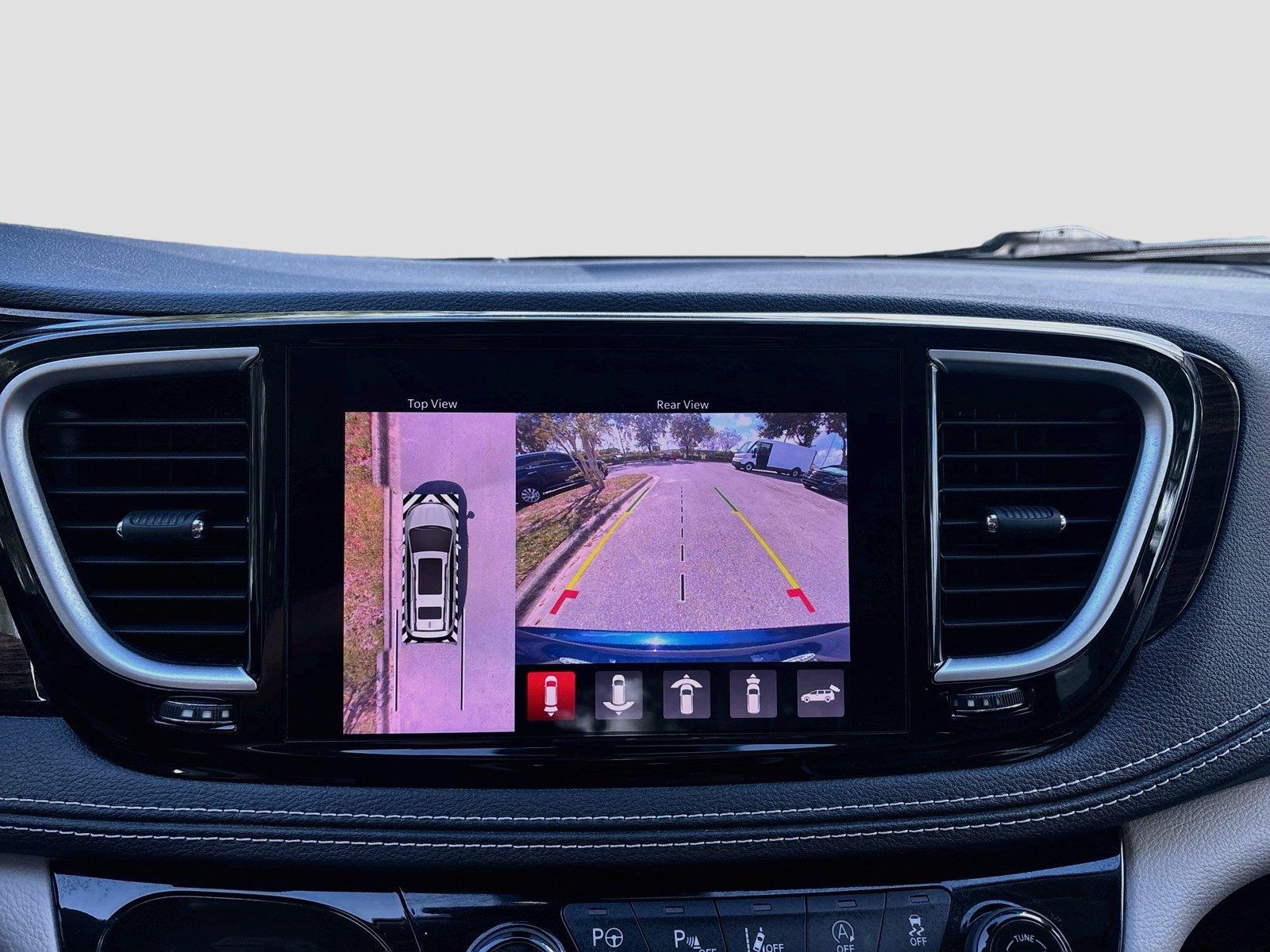 2022 Chrysler Pacifica Limited