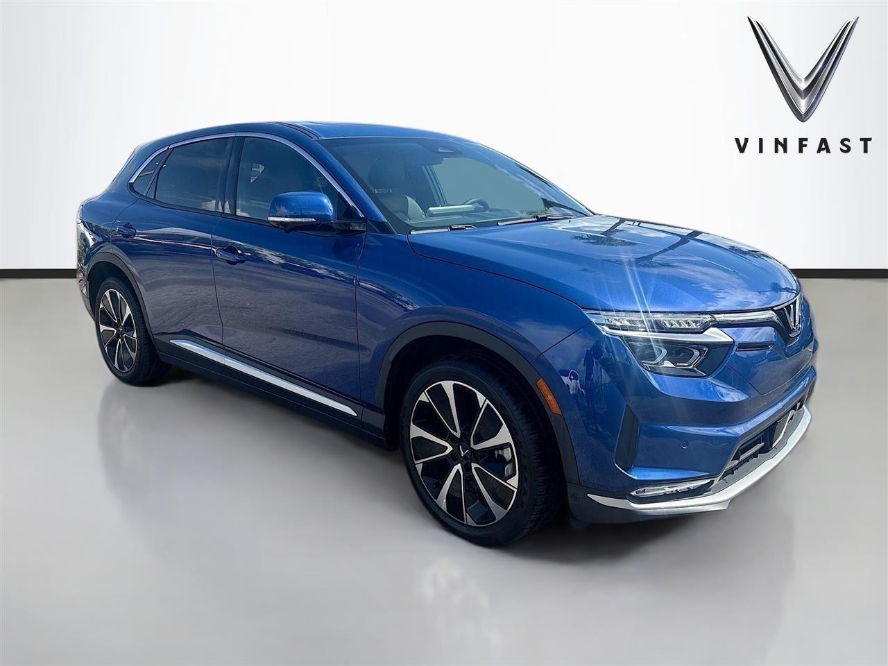 2025 VinFast VF 8