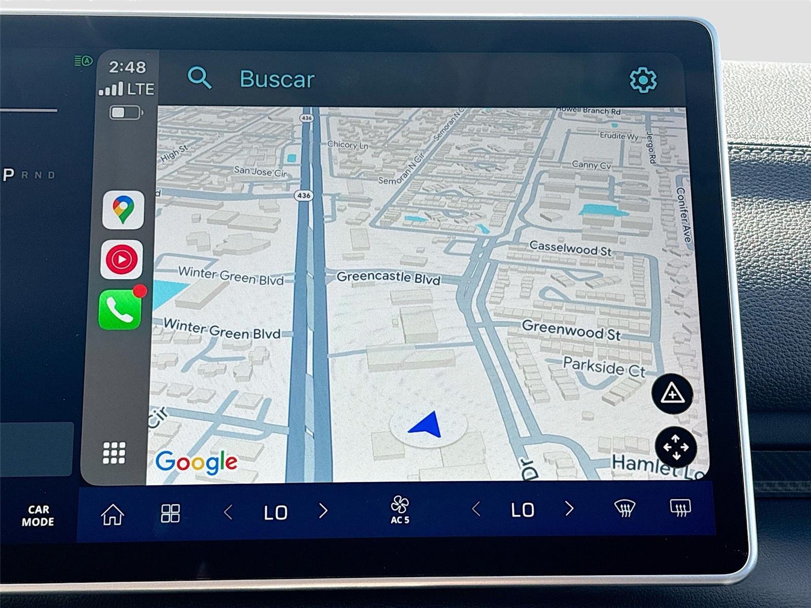 2025 VinFast VF 8 Eco