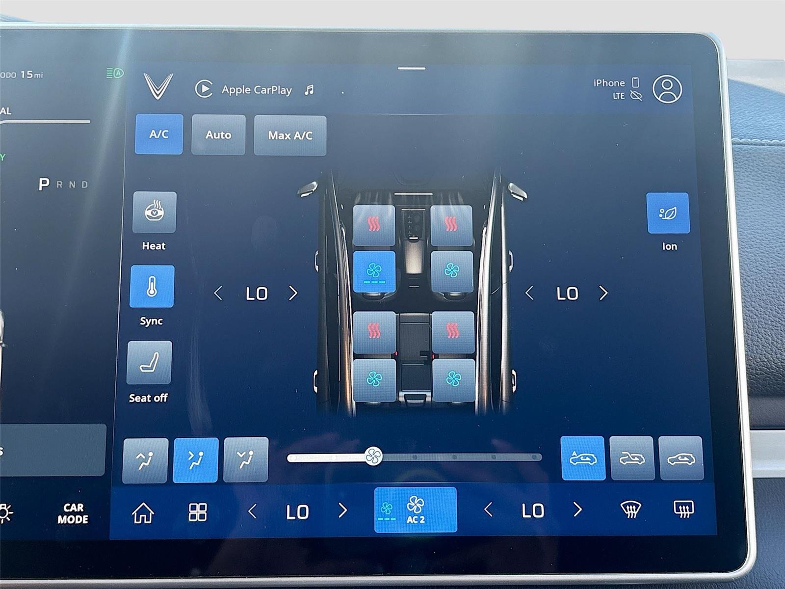 2025 VinFast VF 8 Plus