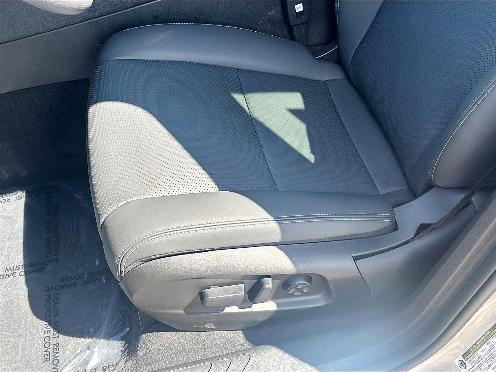 2025 VinFast VF 8 Plus