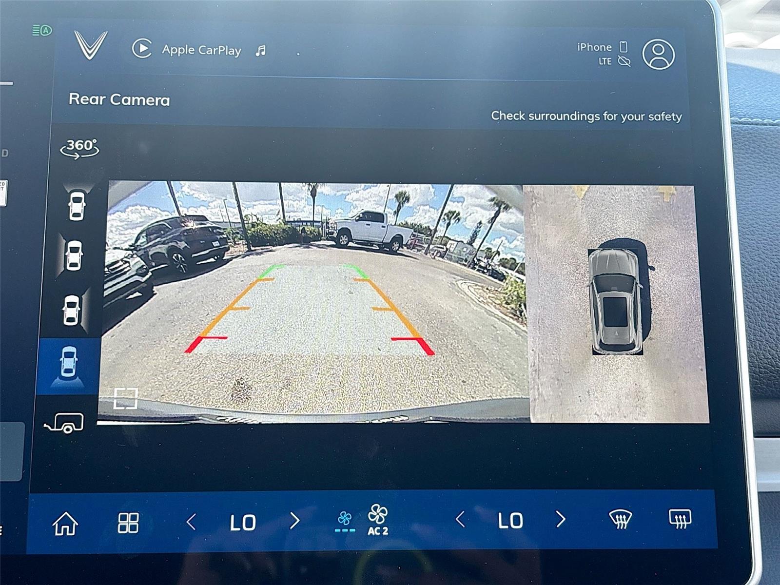 2025 VinFast VF 8 Plus