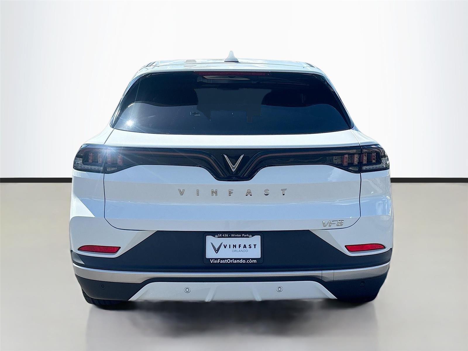 2025 VinFast VF 8 Plus