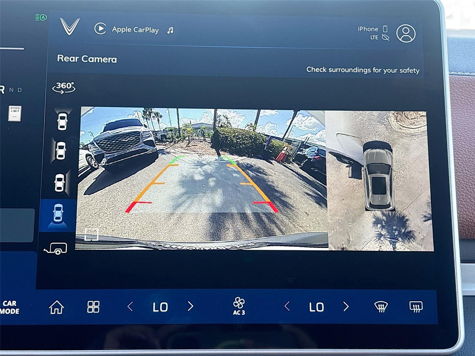 2025 VinFast VF 8 Plus