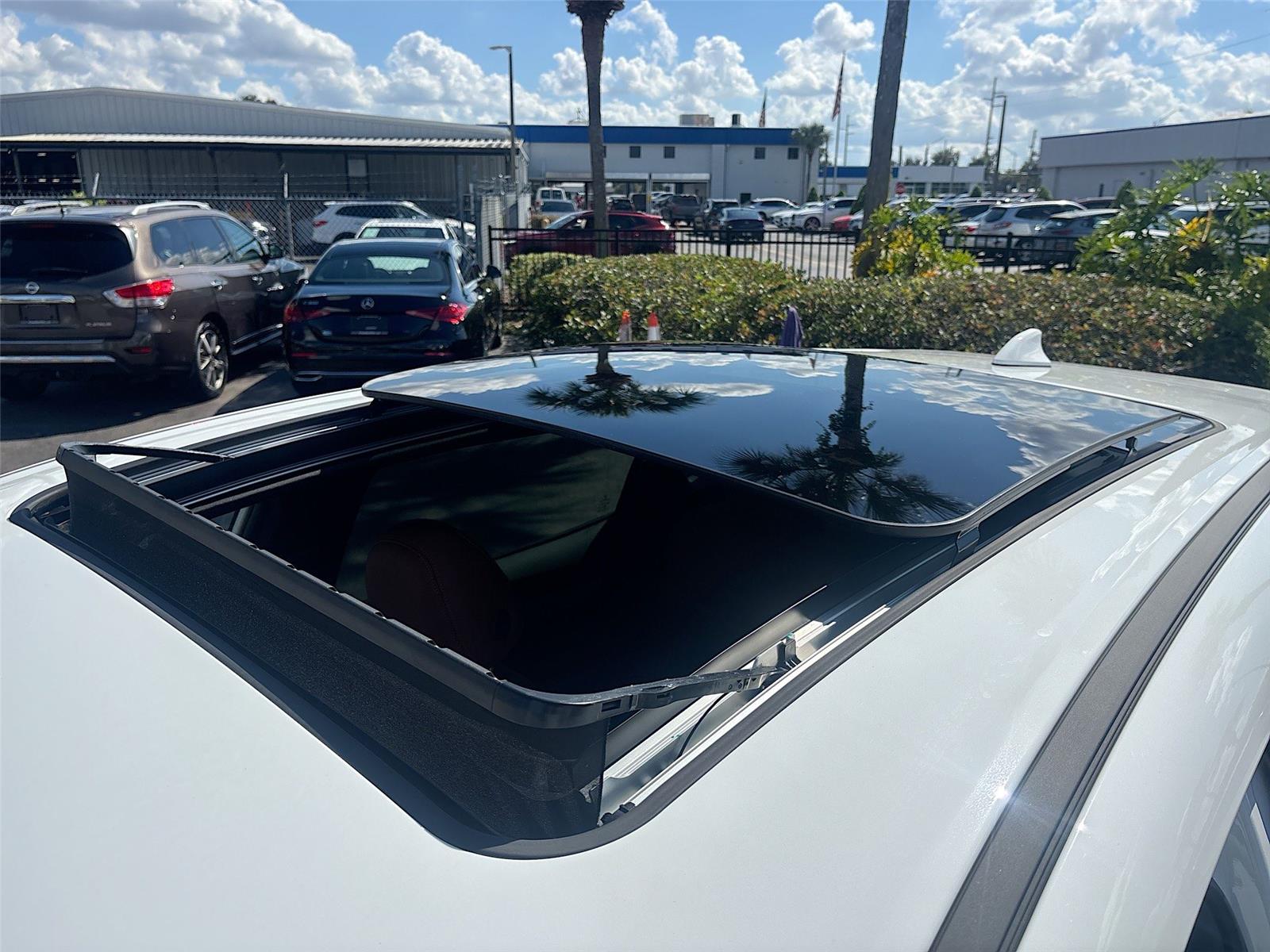 2025 VinFast VF 8 Plus