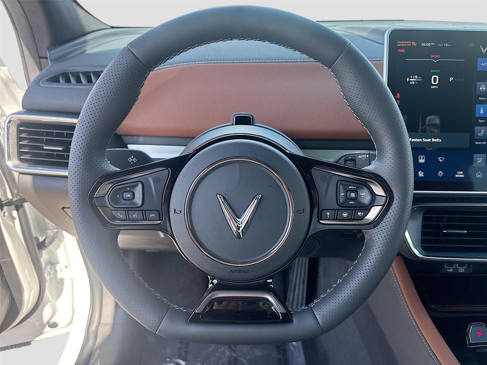 2025 VinFast VF 8 Plus