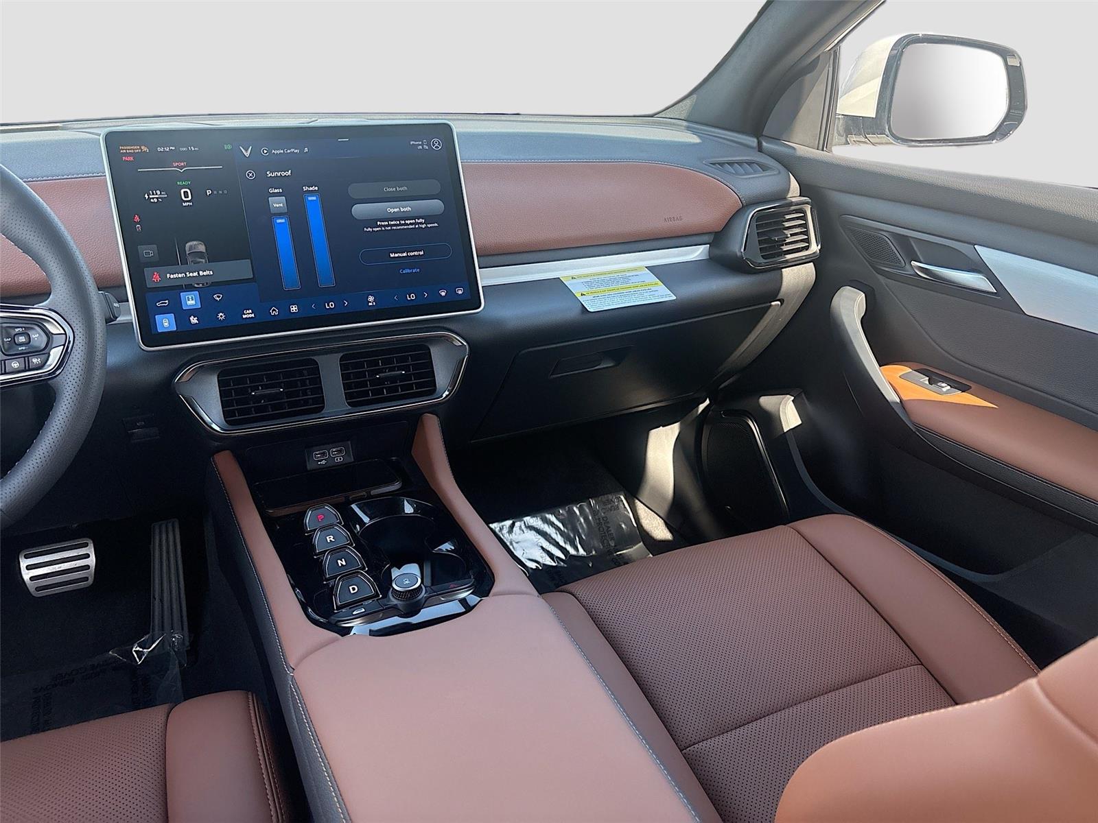 2025 VinFast VF 8 Plus