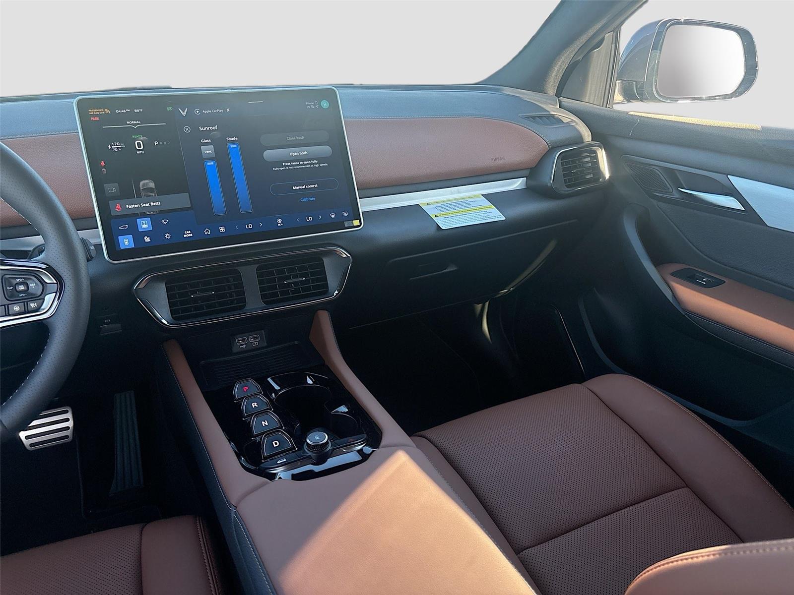 2025 VinFast VF 8 Plus