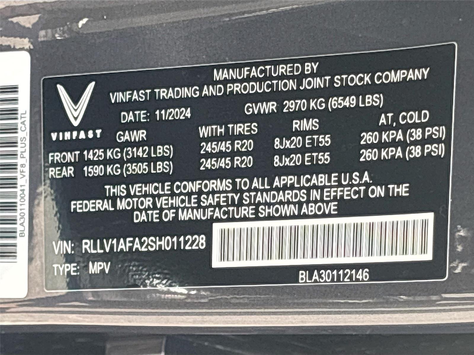 2025 VinFast VF 8 Plus