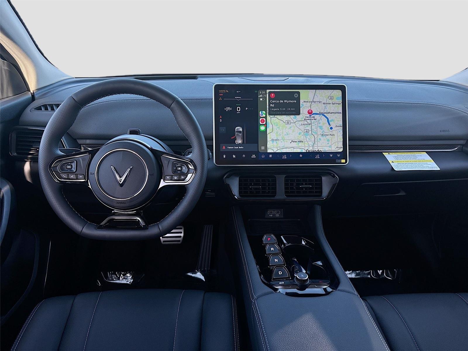 2025 VinFast VF 8 Eco