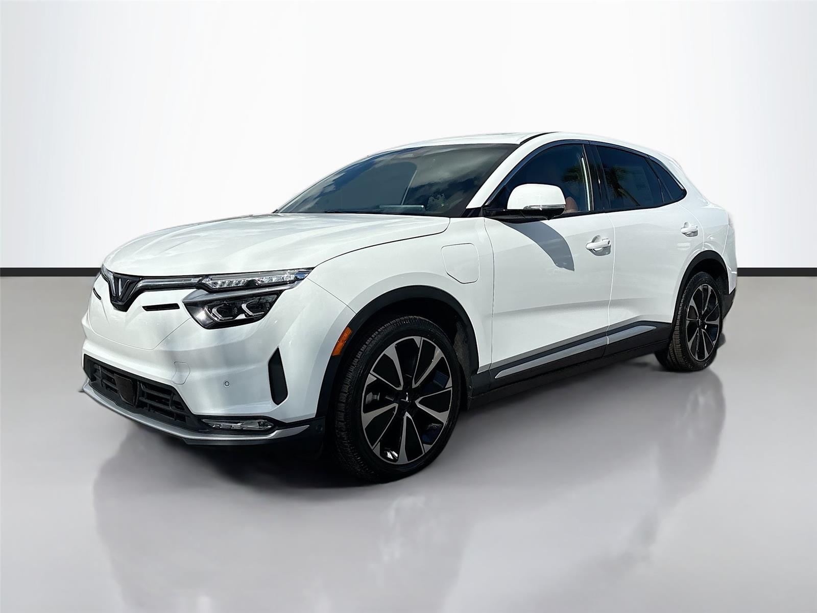 2025 VinFast VF 8 Plus