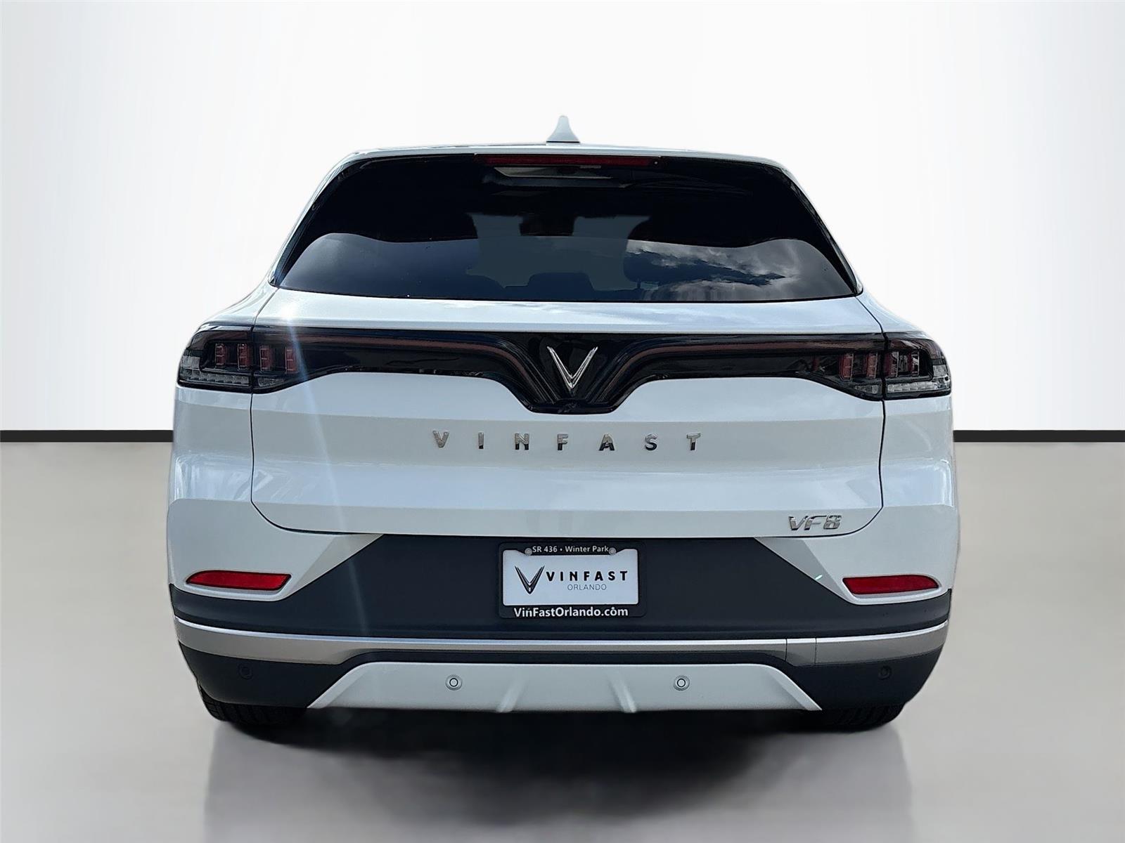 2025 VinFast VF 8 Plus