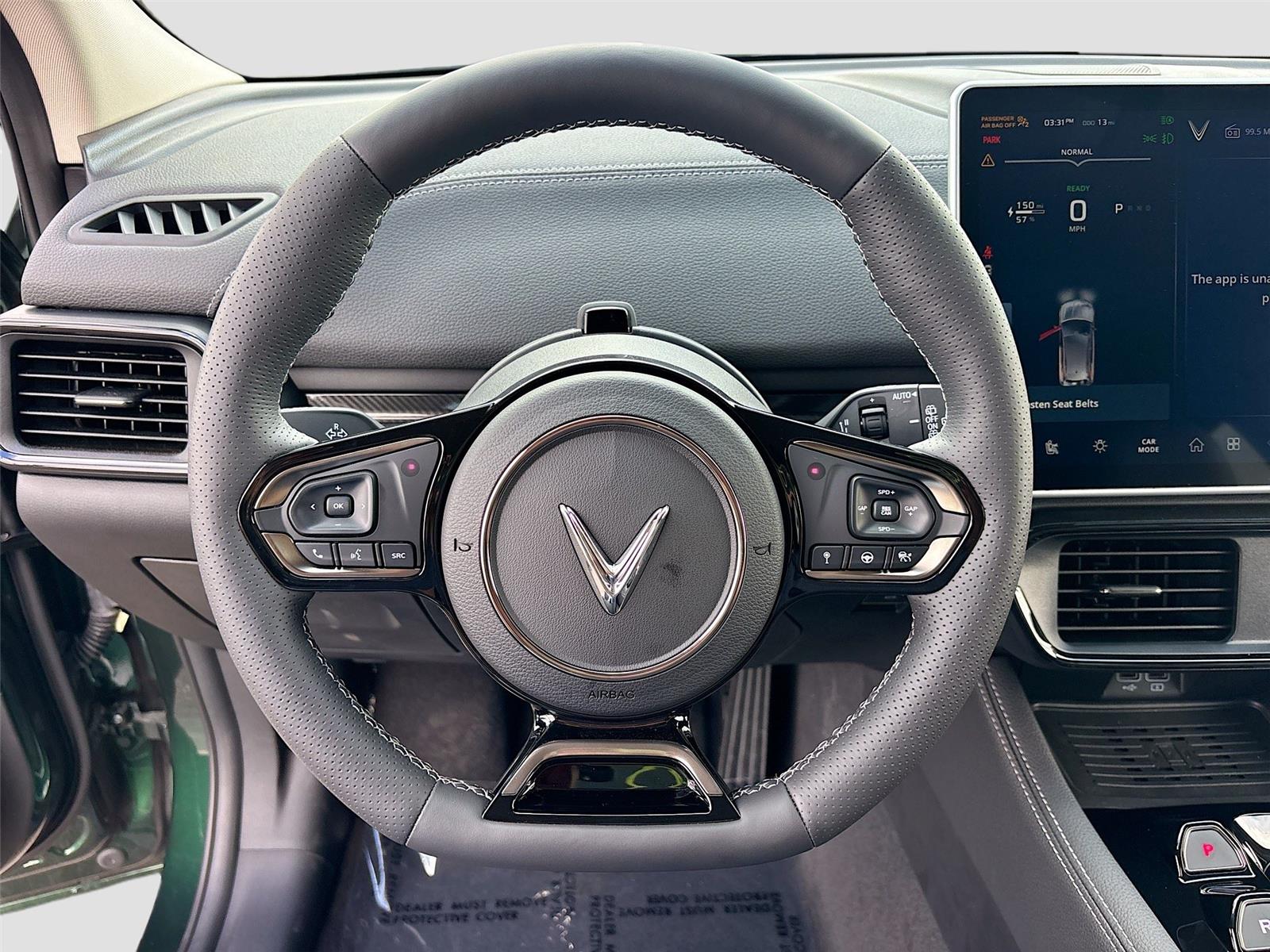 2025 VinFast VF 8 Eco