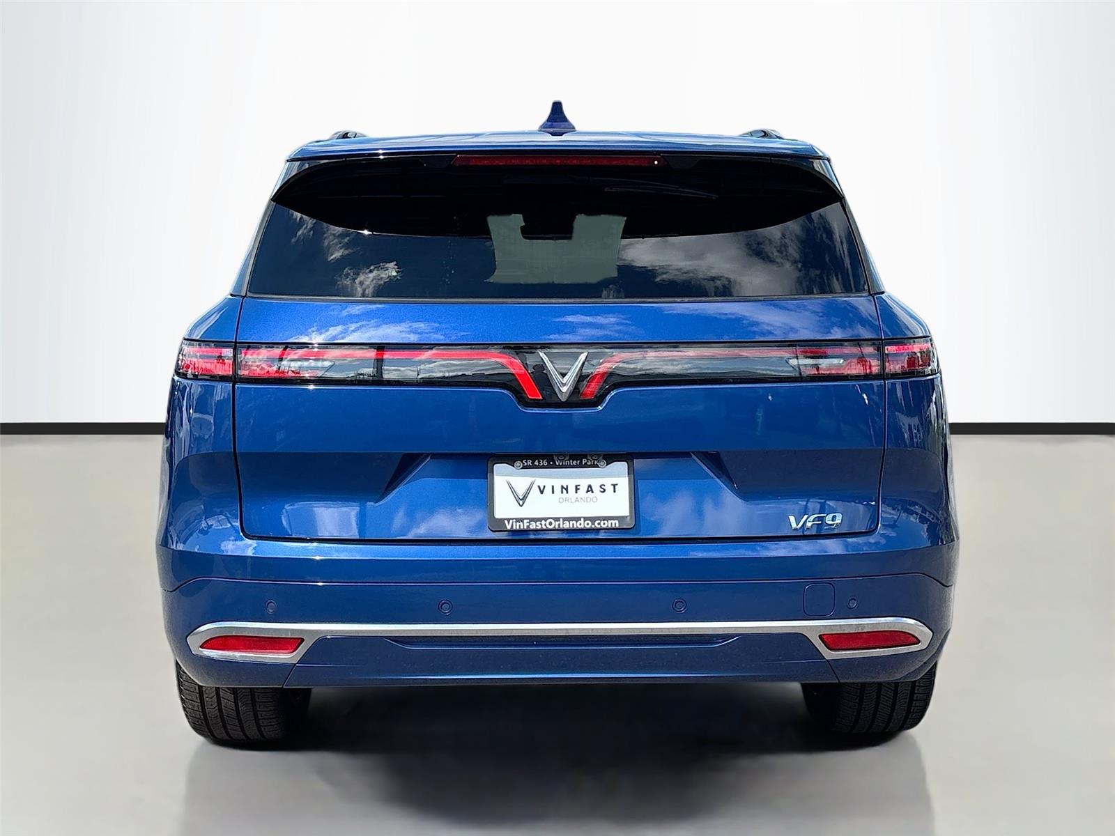 2024 VinFast VF 9 Plus