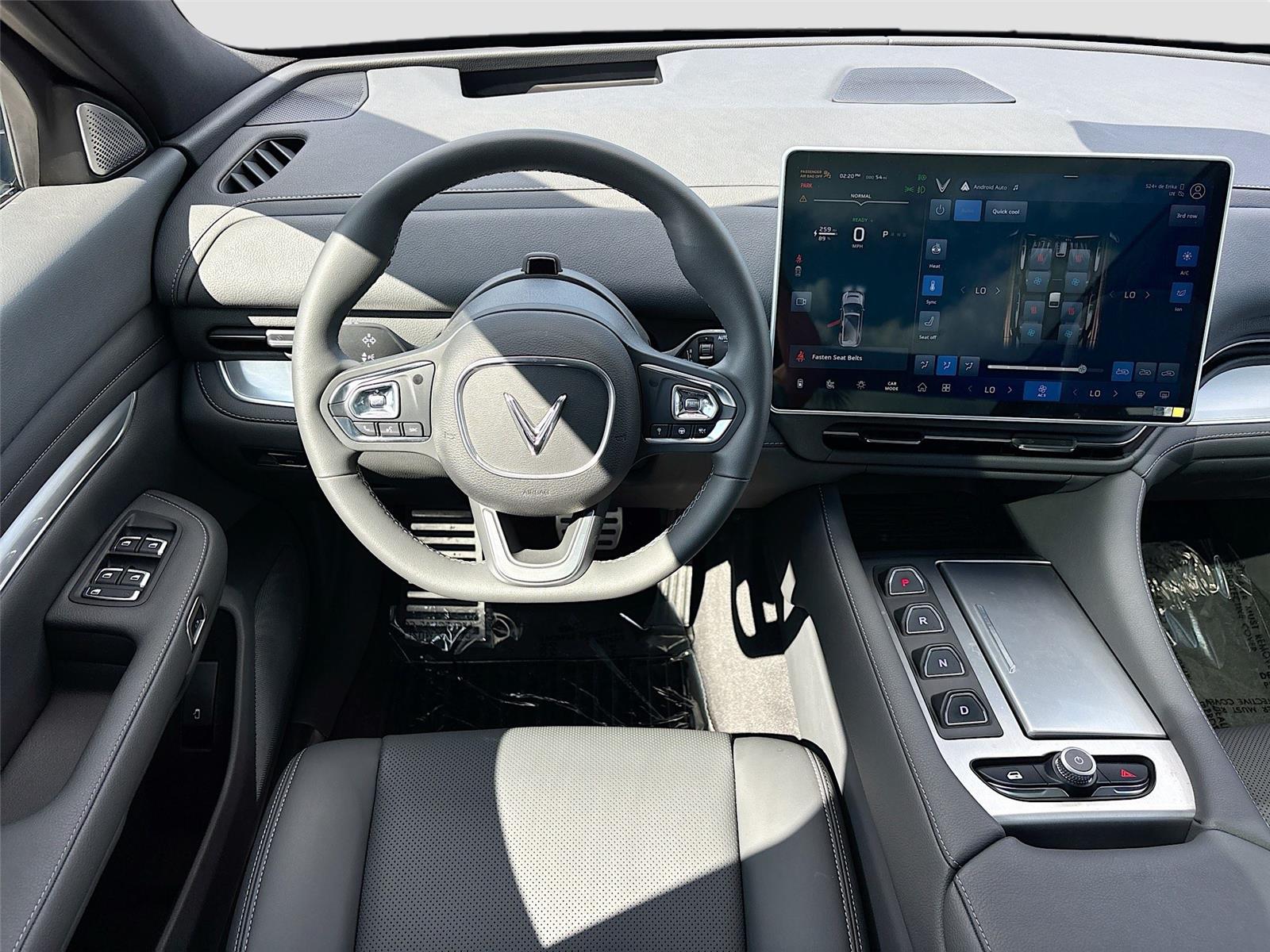 2024 VinFast VF 9 Plus