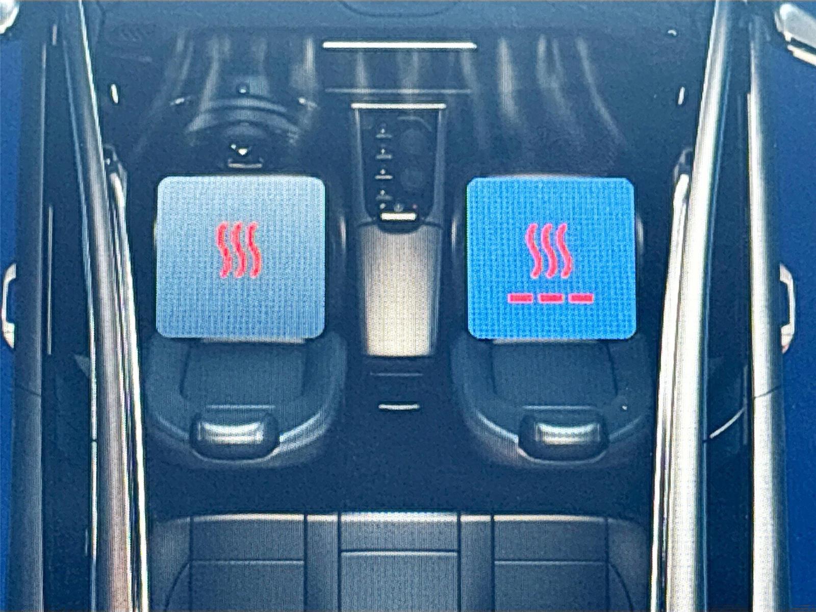 2025 VinFast VF 8 Eco