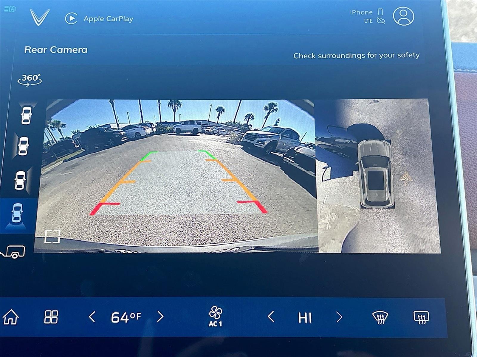 2025 VinFast VF 8 Plus