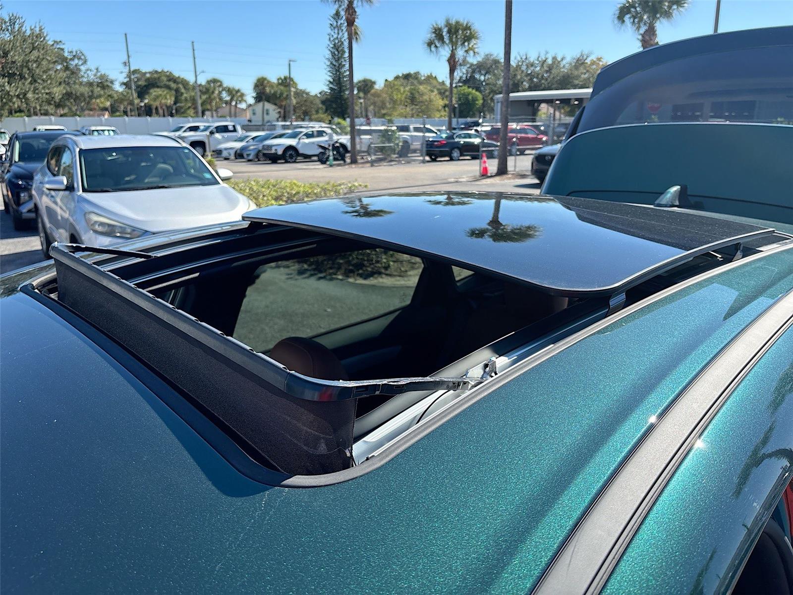 2025 VinFast VF 8 Plus