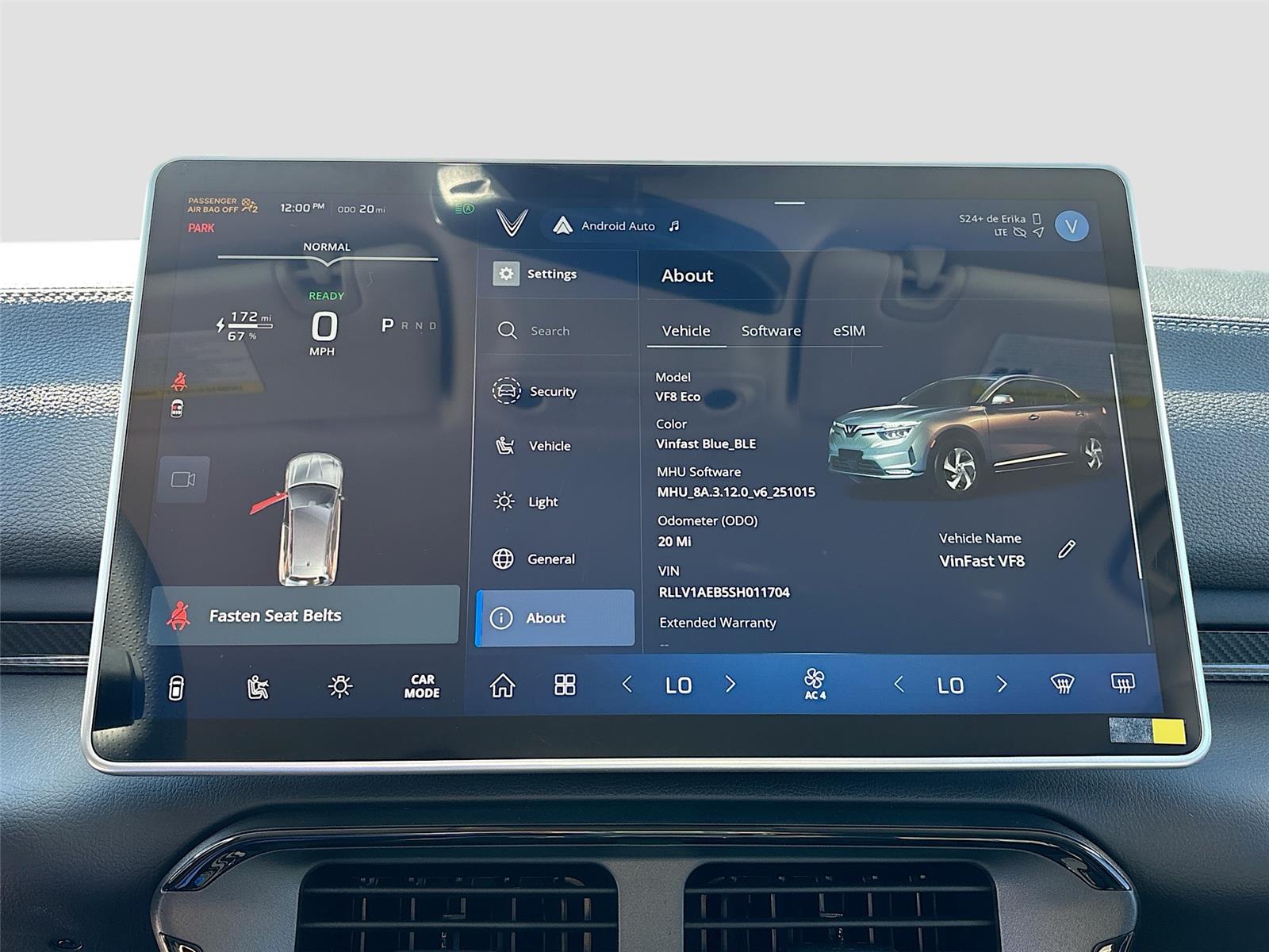 2025 VinFast VF 8 Eco