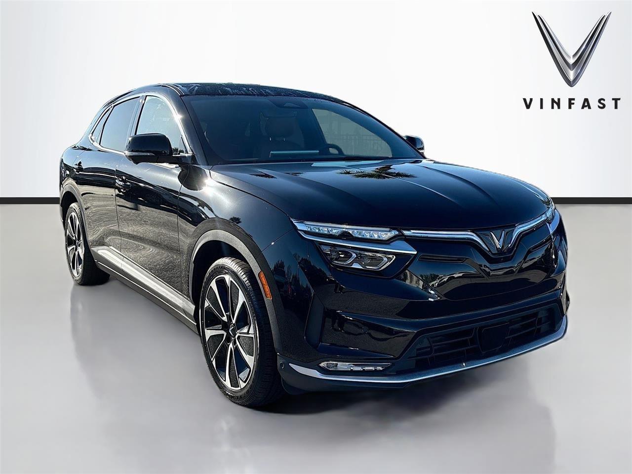 2025 VinFast VF 8 Plus's photo