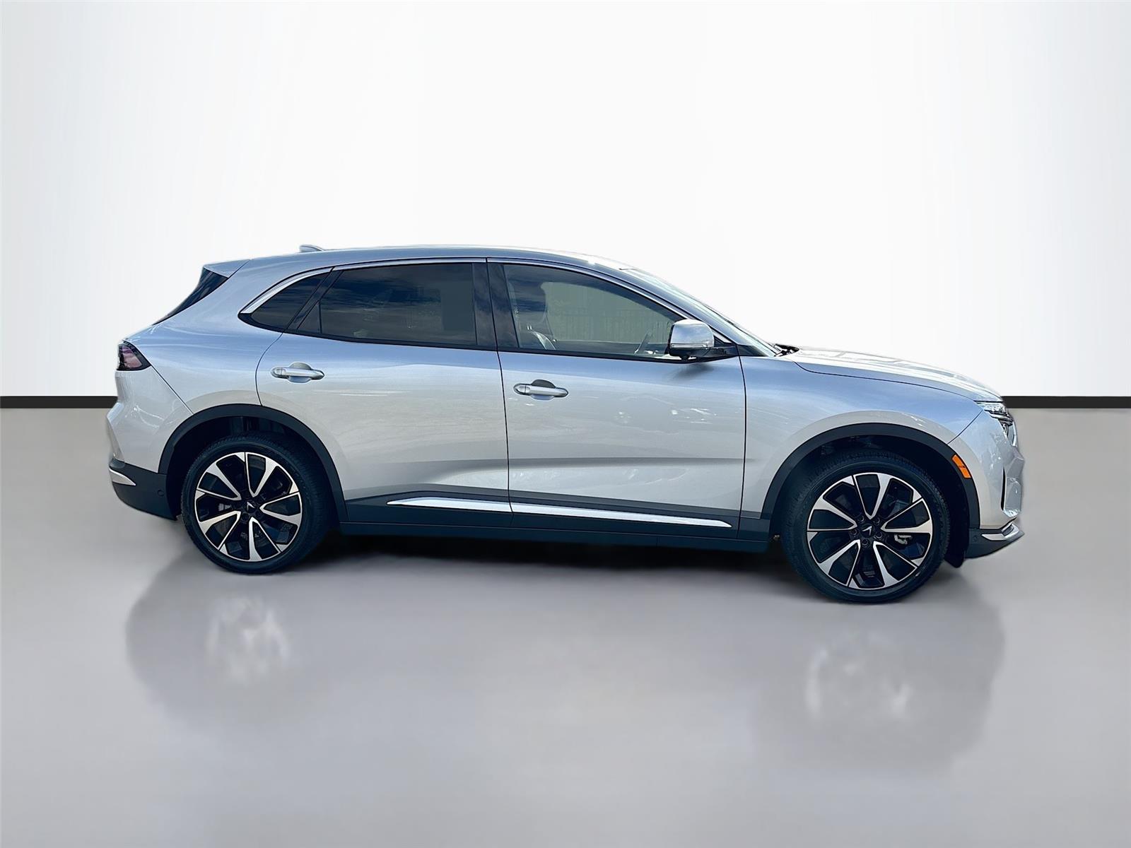 2025 VinFast VF 8 Plus