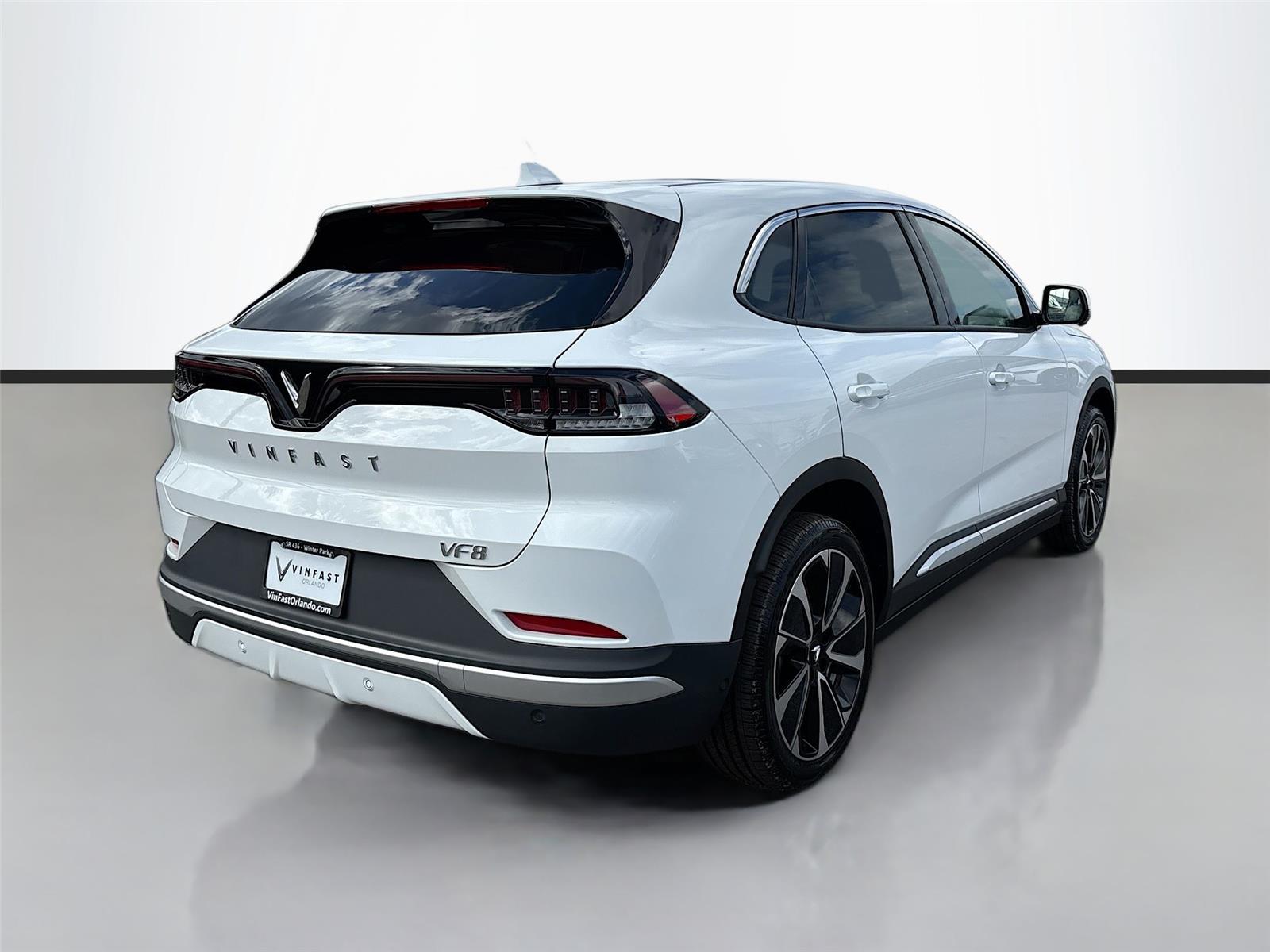 2025 VinFast VF 8 Plus