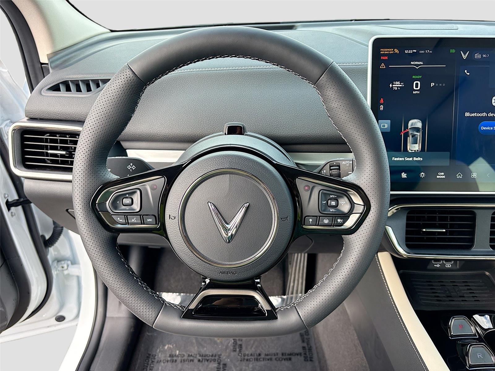 2025 VinFast VF 8 Plus