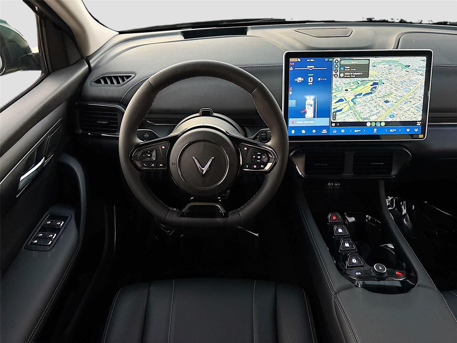 2025 VinFast VF 8 Eco