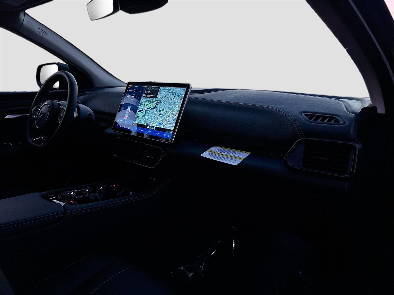 2025 VinFast VF 8 Eco