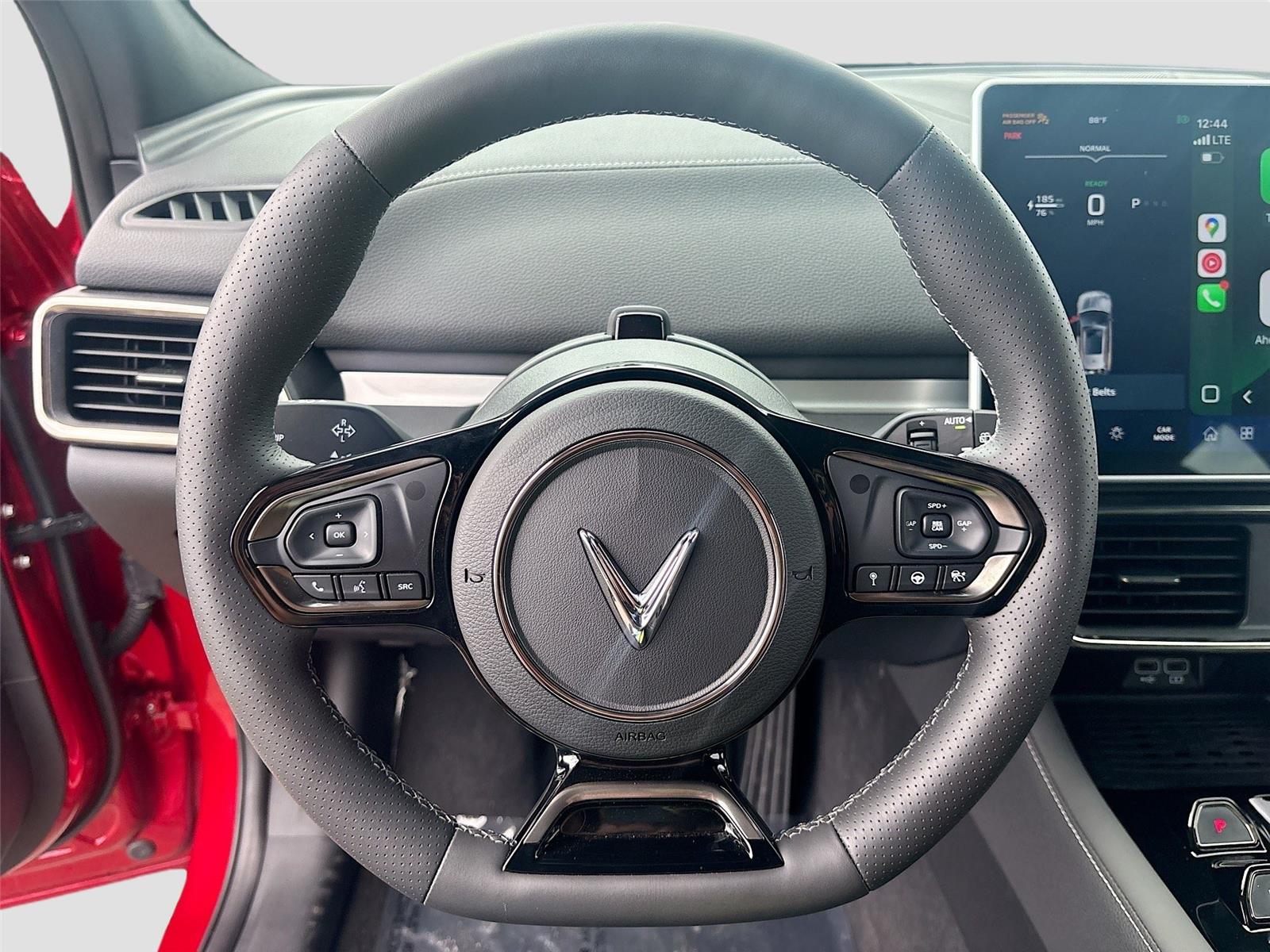 2025 VINFAST TRAD VF 8 PLUS