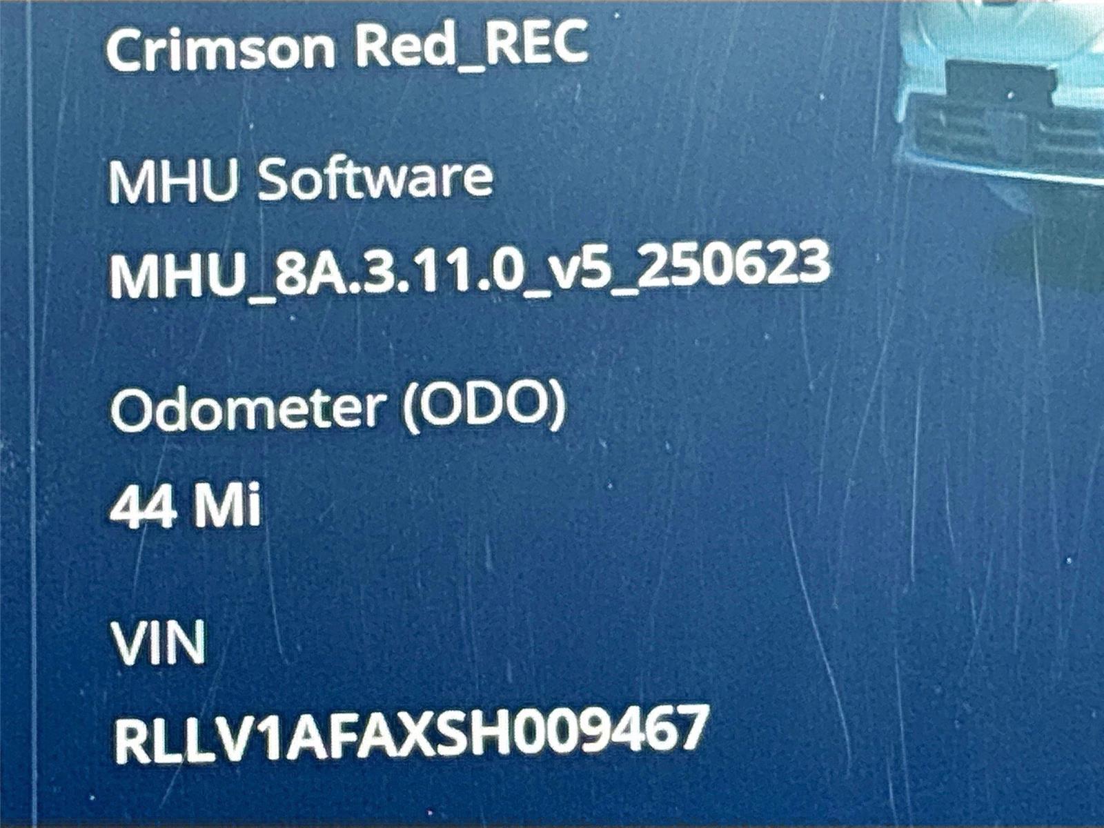 2025 VINFAST TRAD VF 8 PLUS