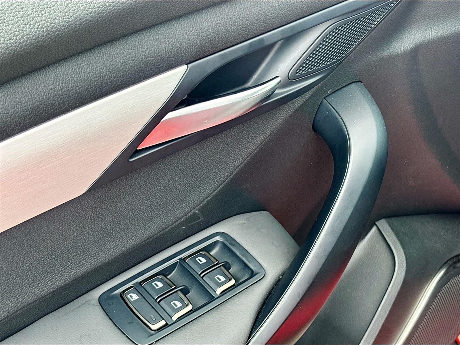 2025 VINFAST TRAD VF 8 PLUS