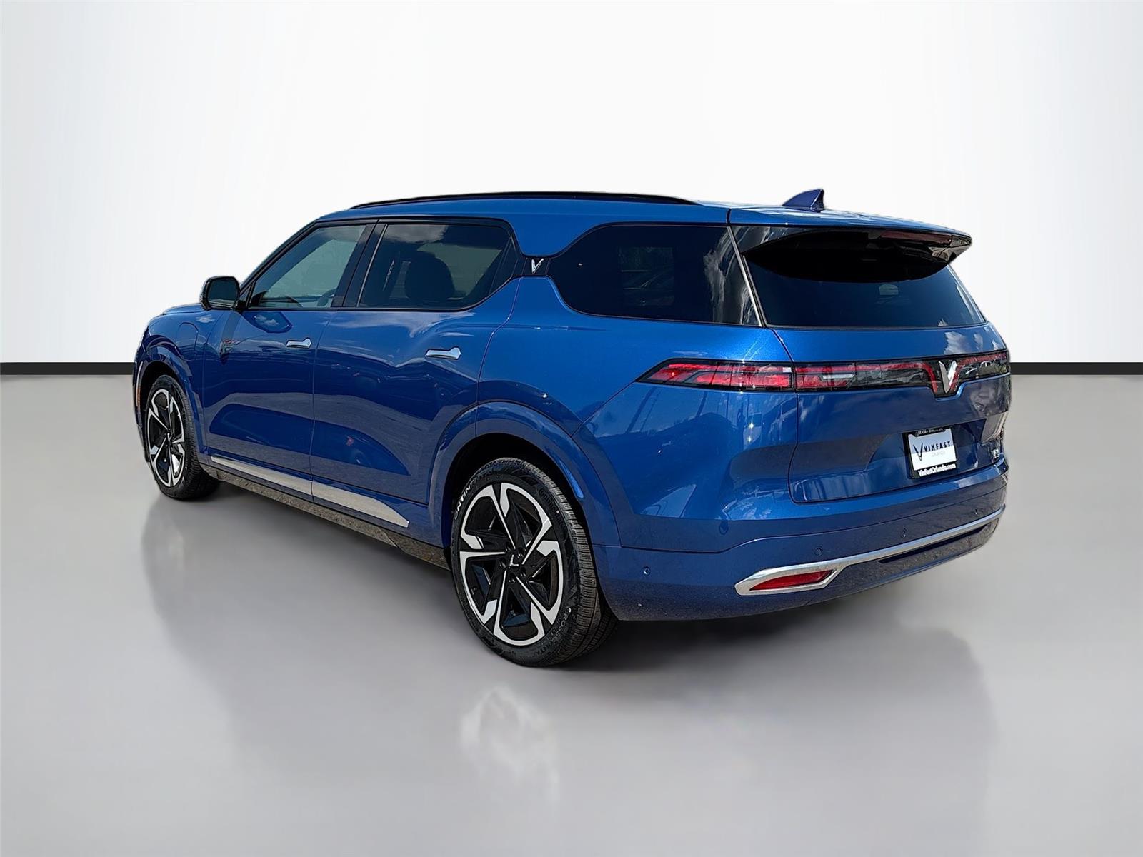 2024 VinFast VF 9 Plus