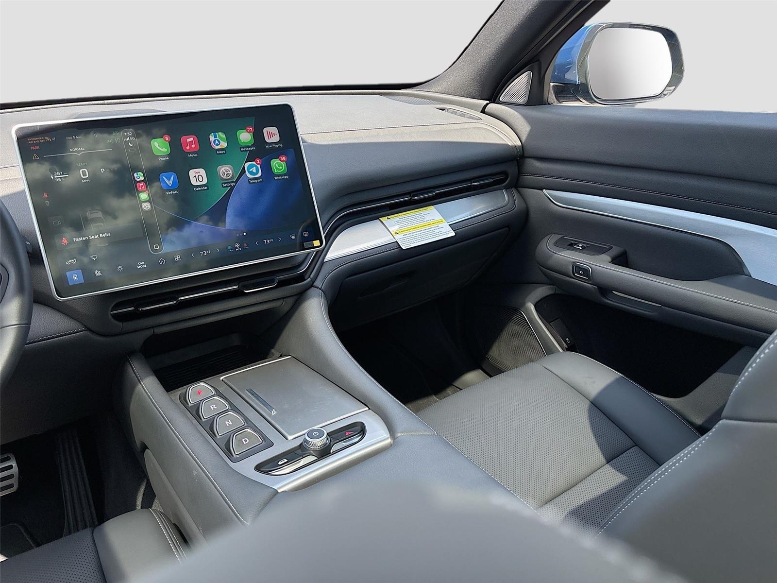 2024 VinFast VF 9 Plus