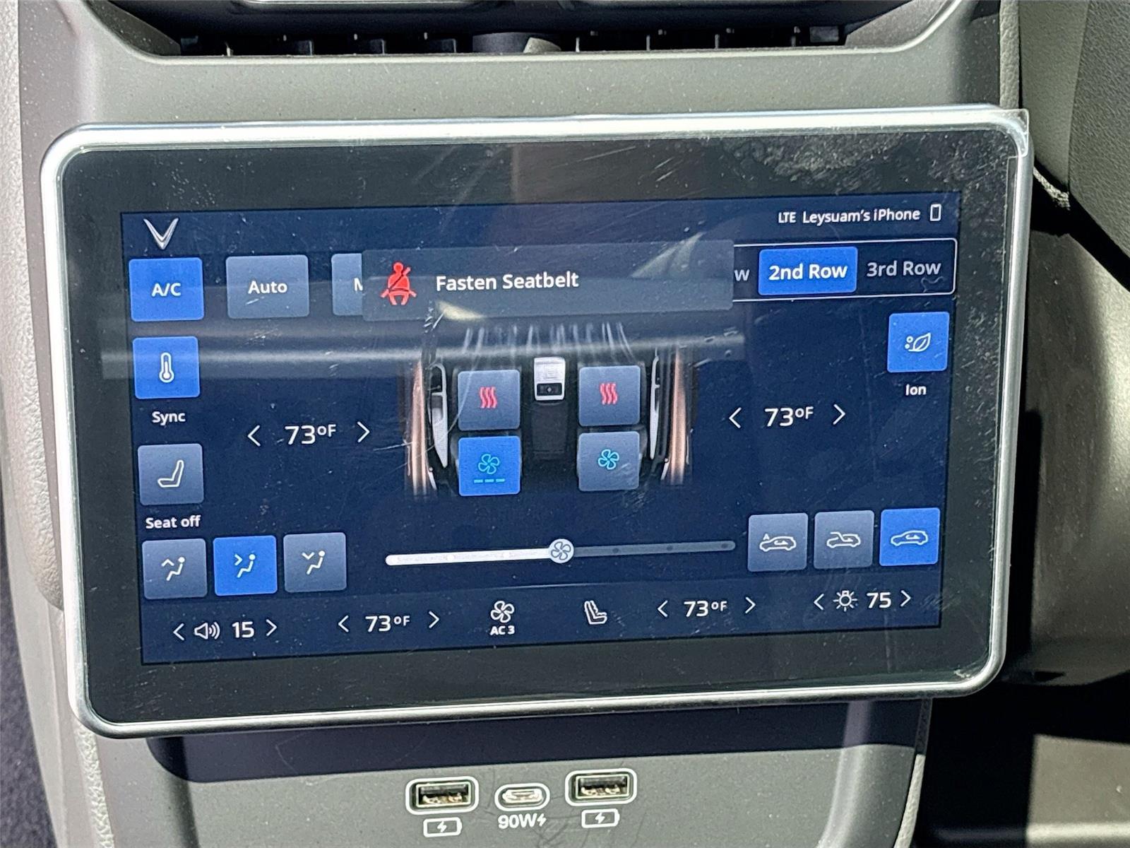 2024 VinFast VF 9 Plus