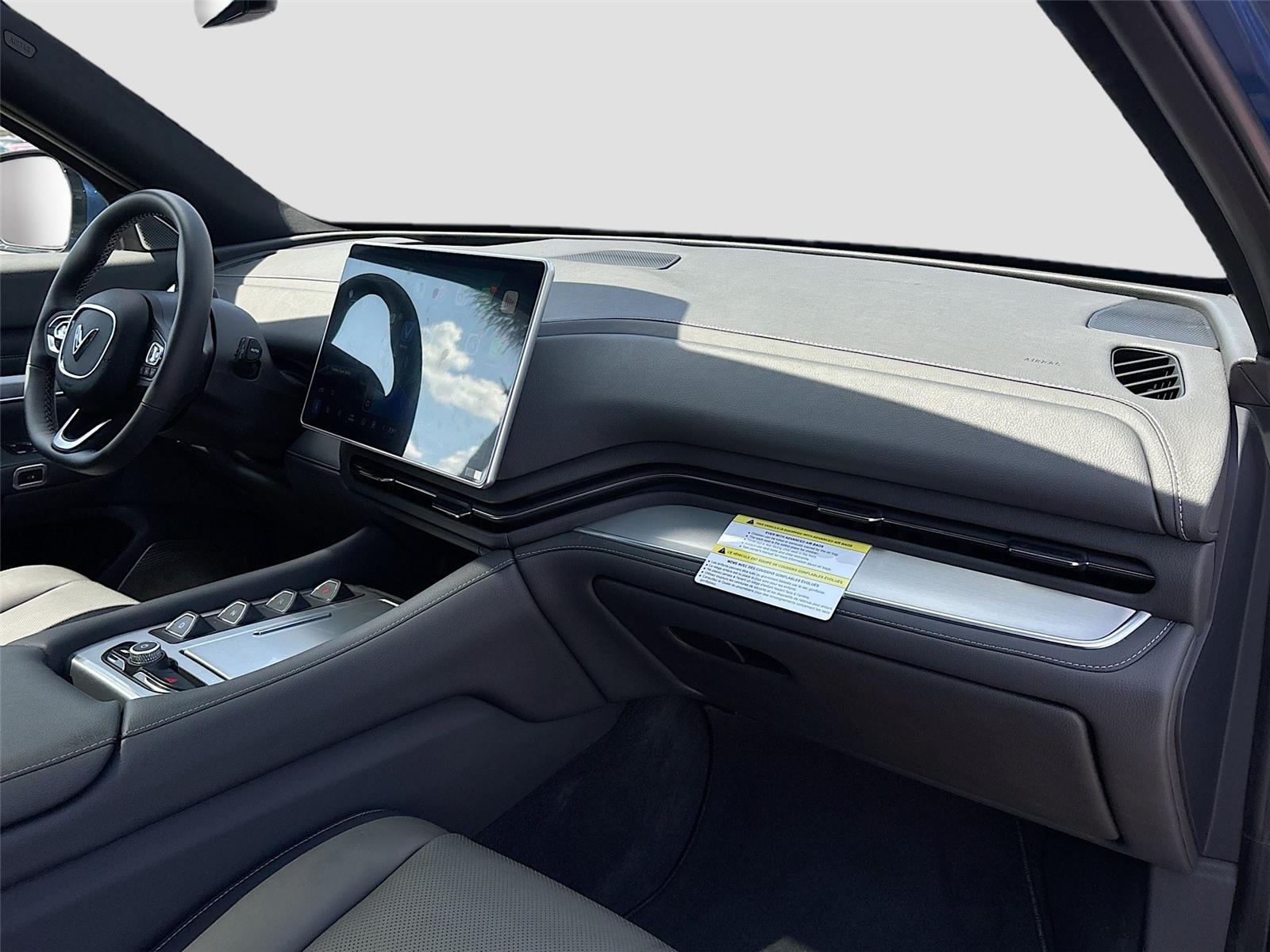 2024 VinFast VF 9 Plus