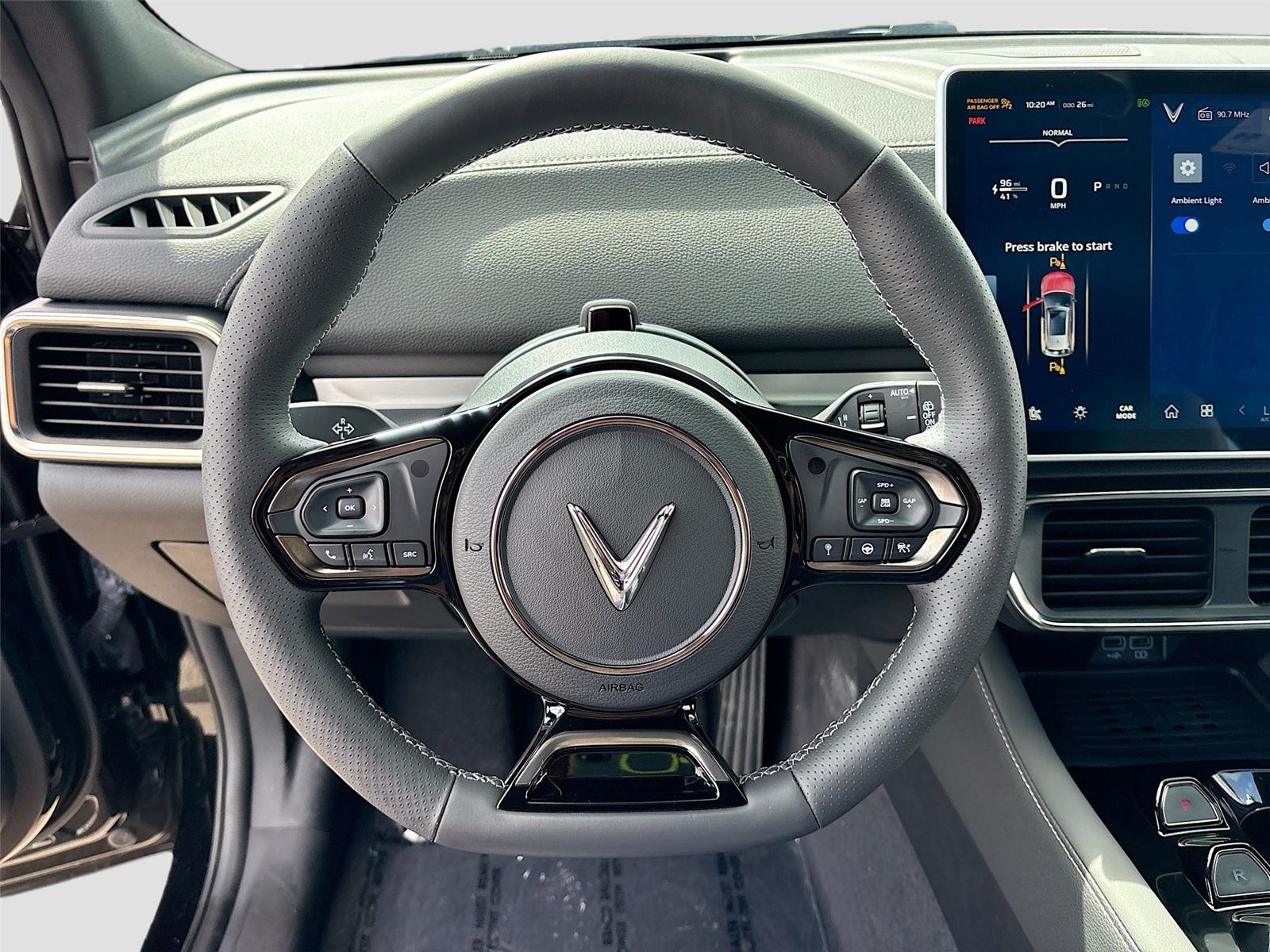 2025 VinFast VF 8 Plus