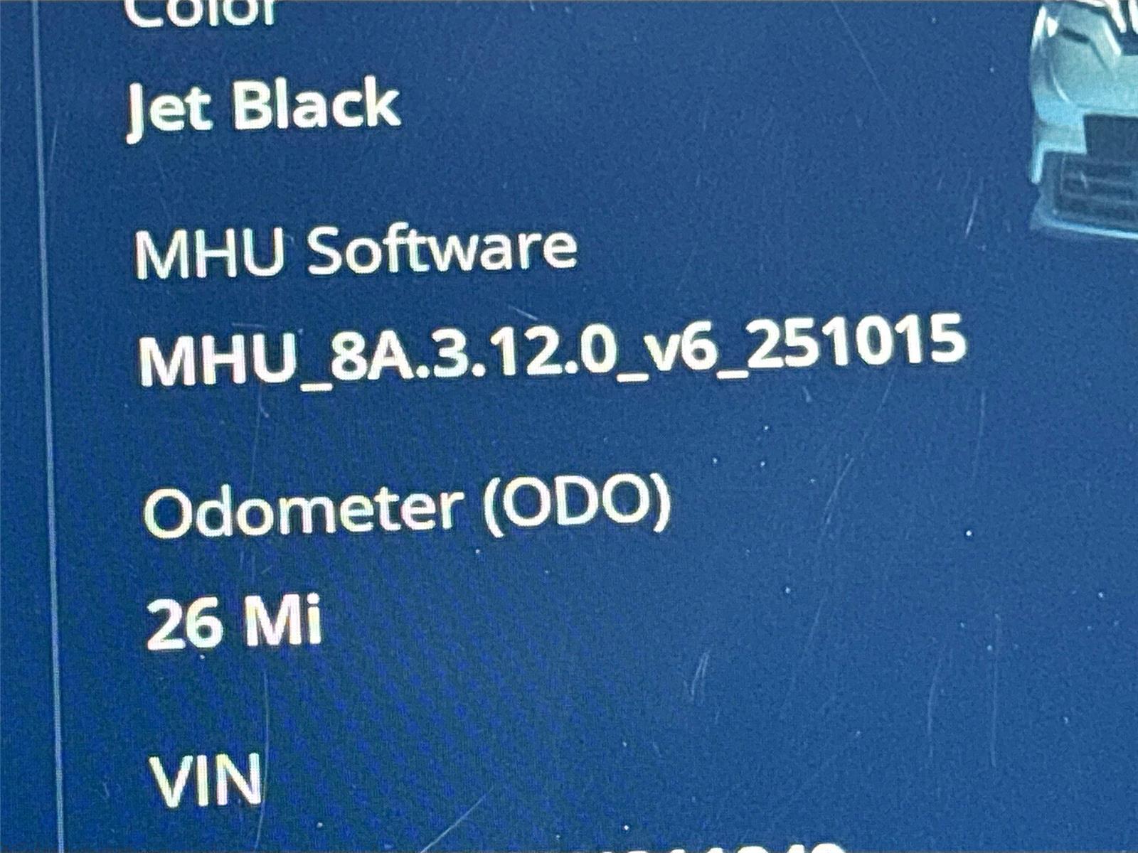 2025 VinFast VF 8 Plus