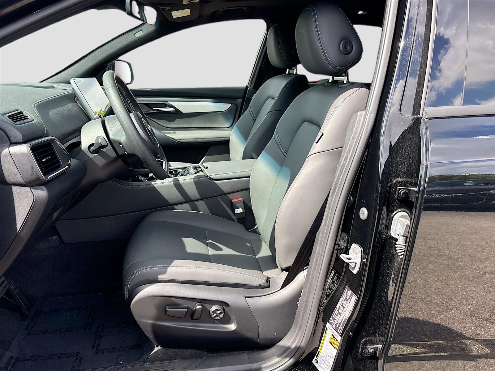 2025 VinFast VF 8 Plus