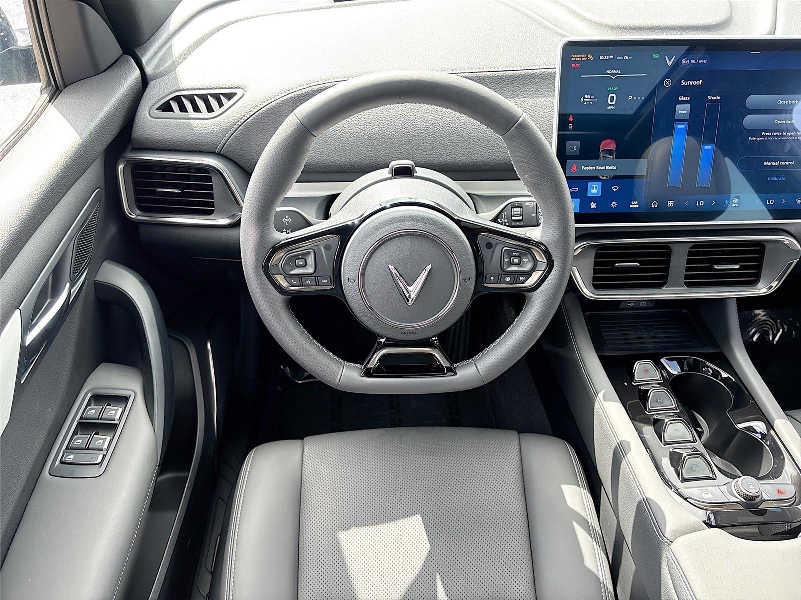 2025 VinFast VF 8 Plus