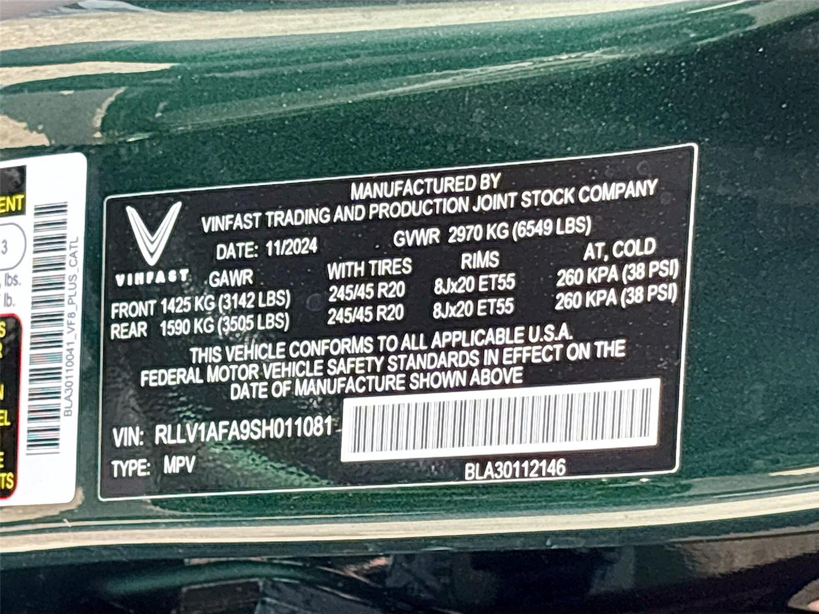 2025 VinFast VF 8 Plus