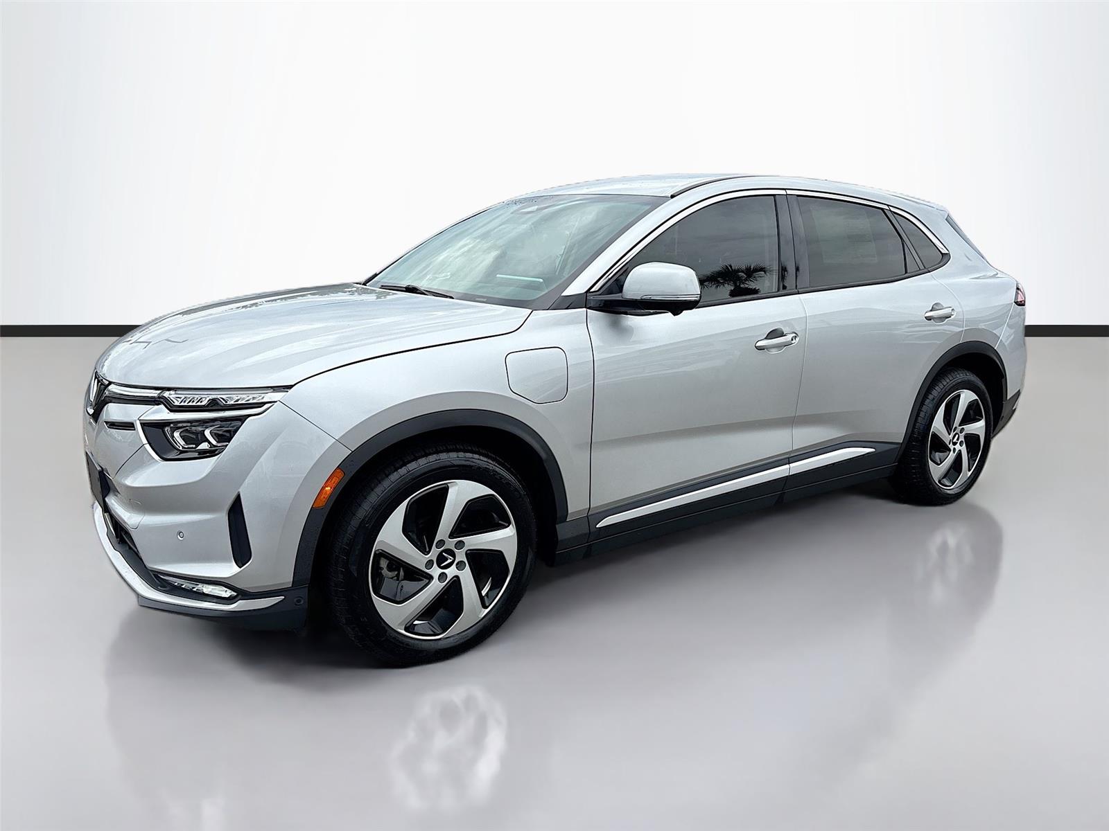 2025 VinFast VF 8 Eco
