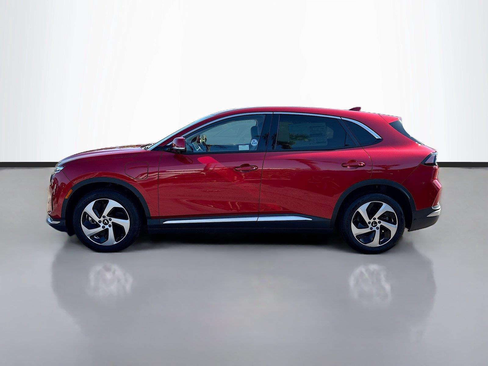 2025 VinFast VF 8 Eco