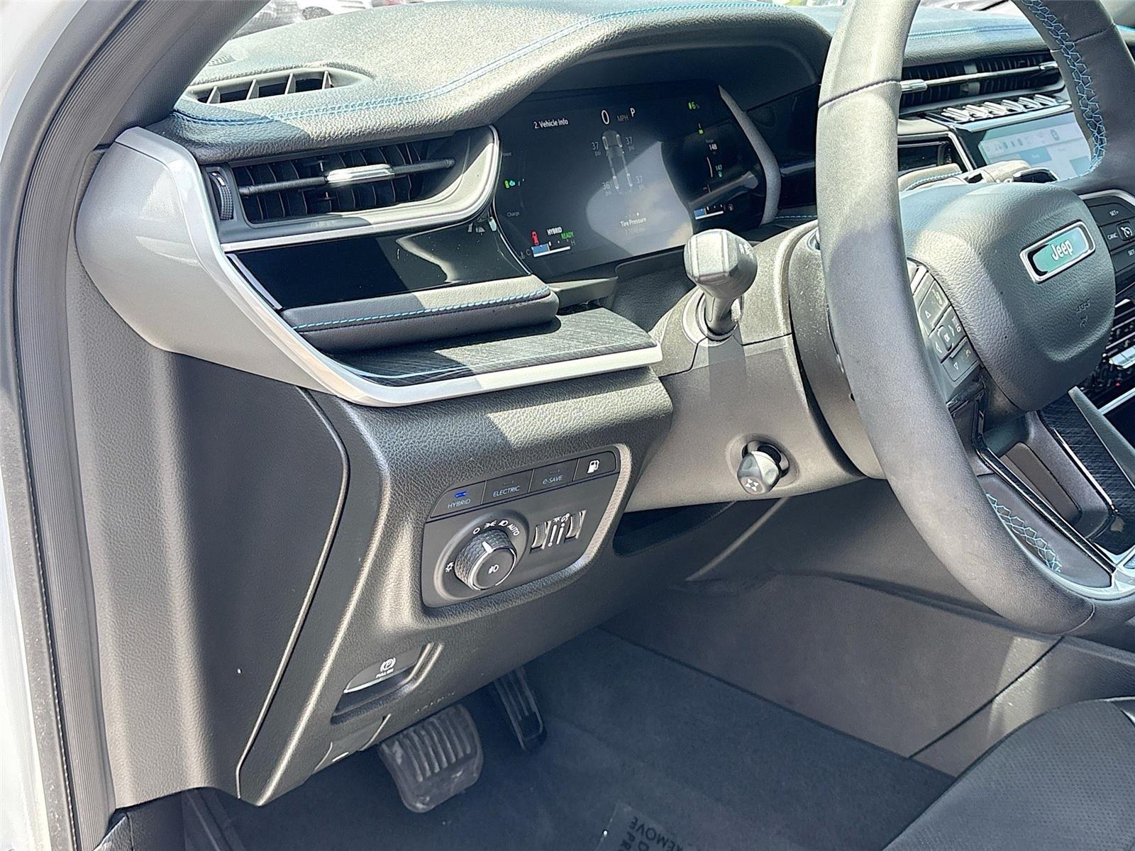 2022JeepGrand Cherokee 4xeTrailhawk